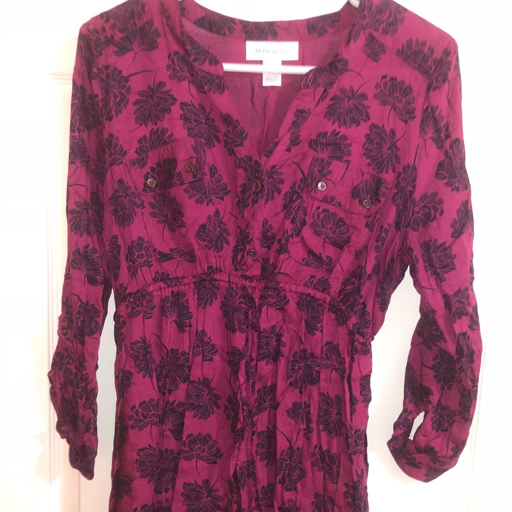 Motherhood maternity top size Medium